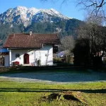 Haus Iris